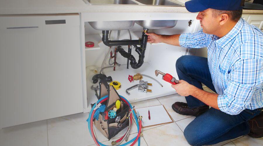Expert burst pipe repair services in Dante, SD
